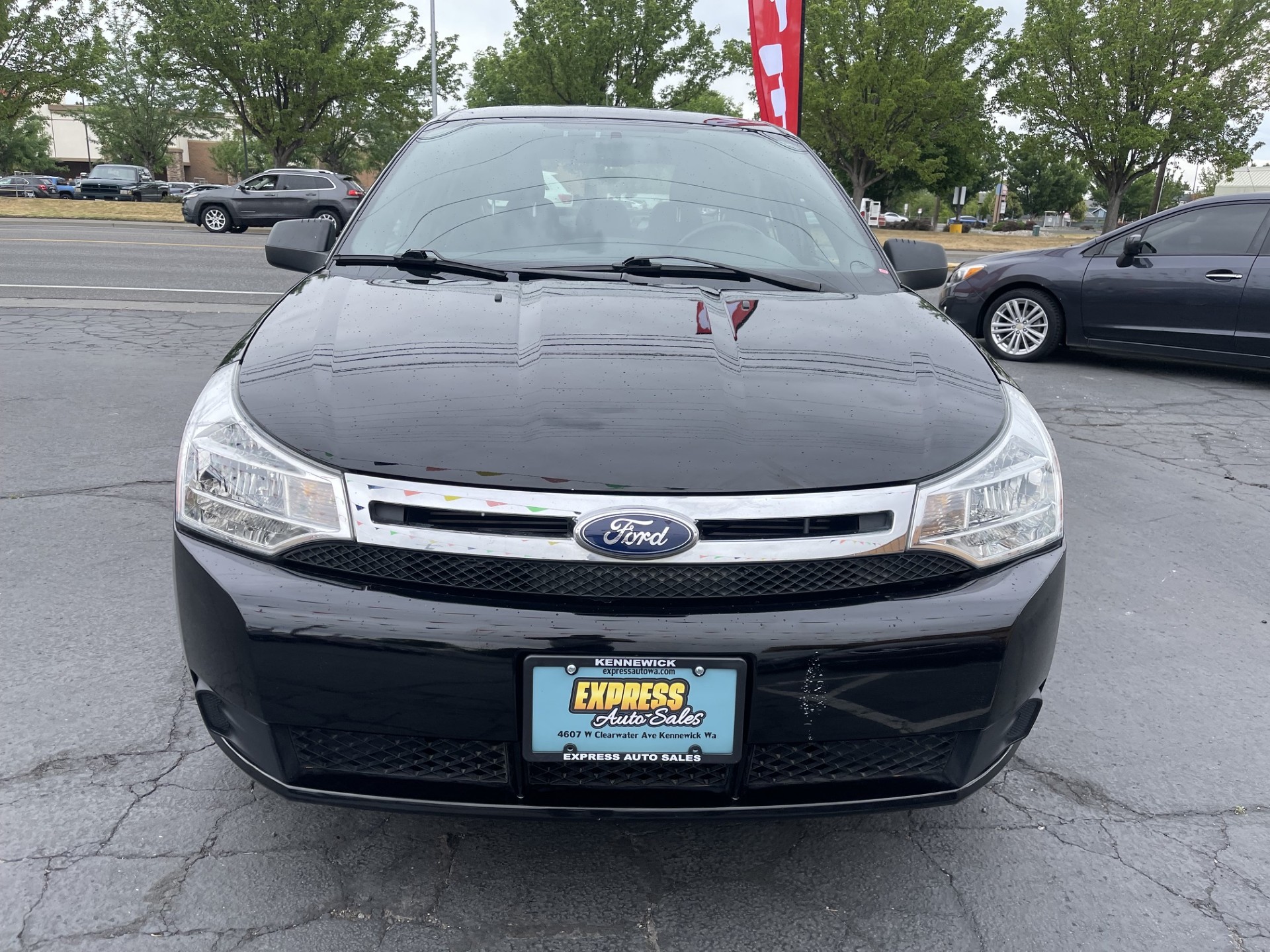 2011 Ford Focus SE's photo